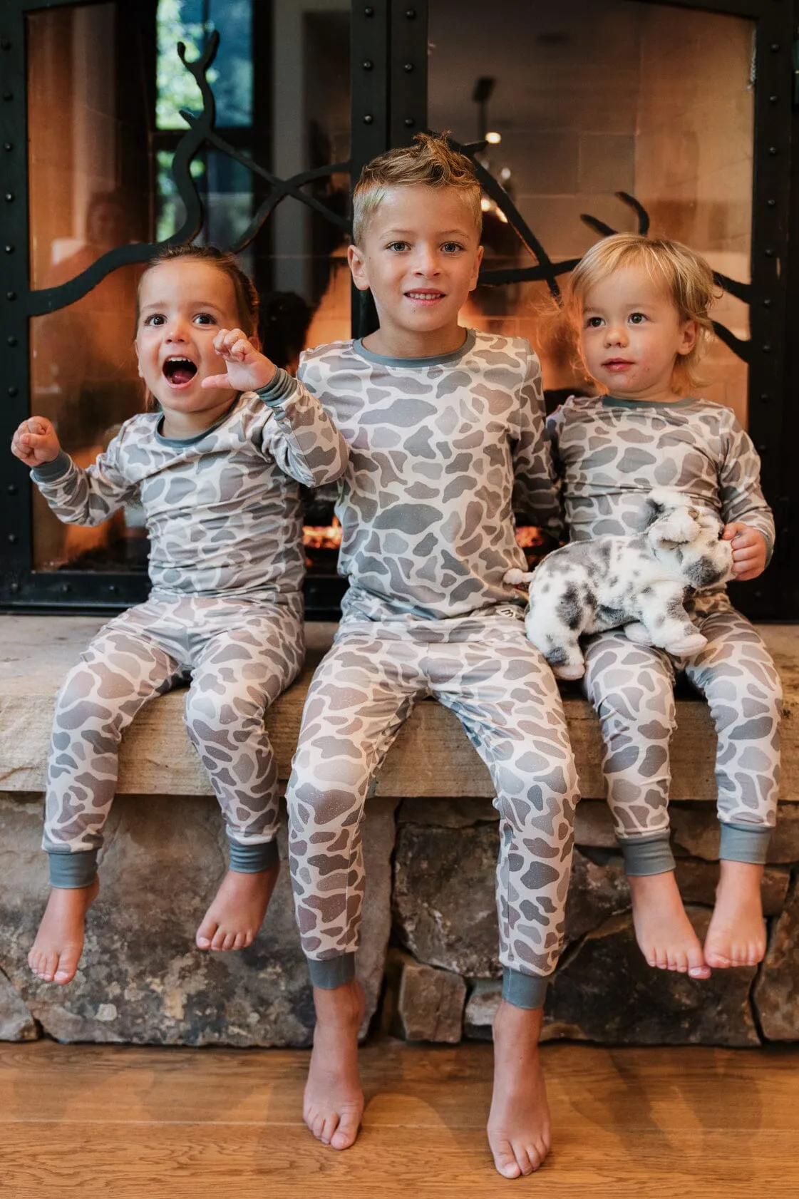 Burlebo Youth & Toddler Pajama Set - Classic Deer Camo